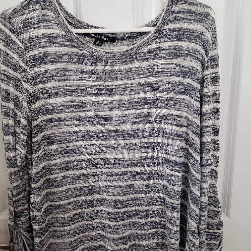 Long sleeve stripped shirt